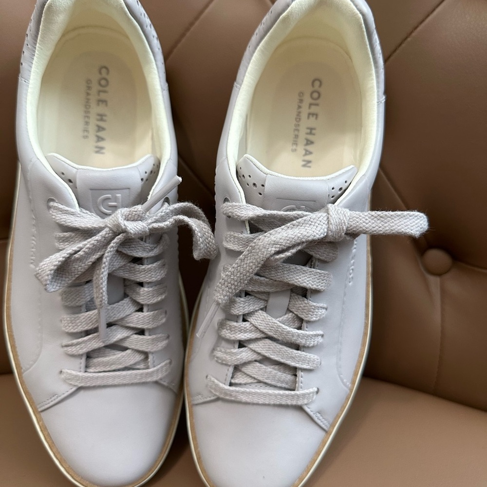 EUC!!!Cole Haan Women's Sneakers - Soft Gray Grand Series. Worn once. Almost new - Picture 4 of 6